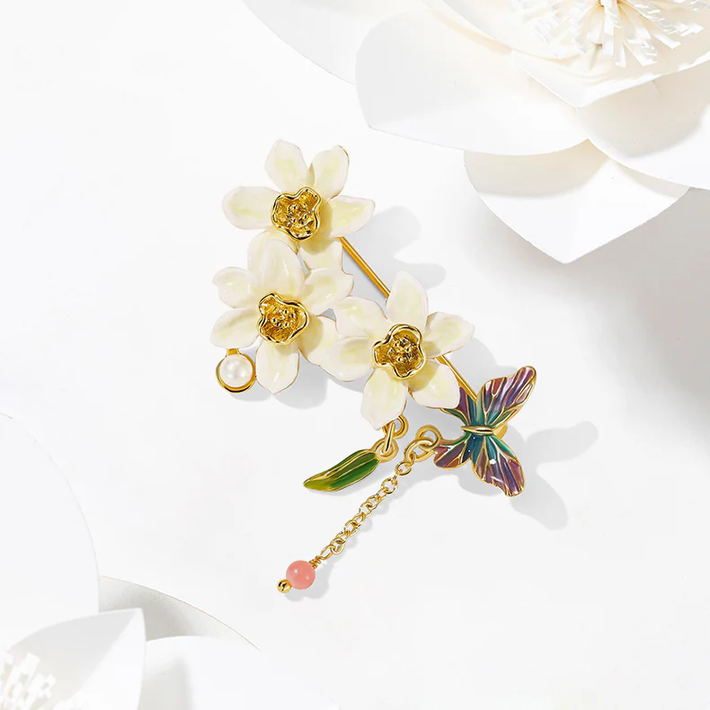 Daffodils & Butterfly Brooch - Image 5