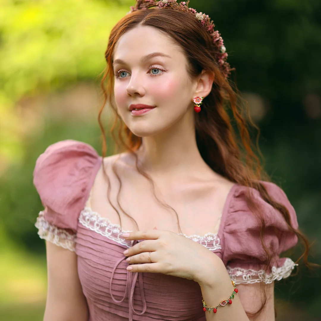 Raspberry Flower Beads Bracelet - Image 6