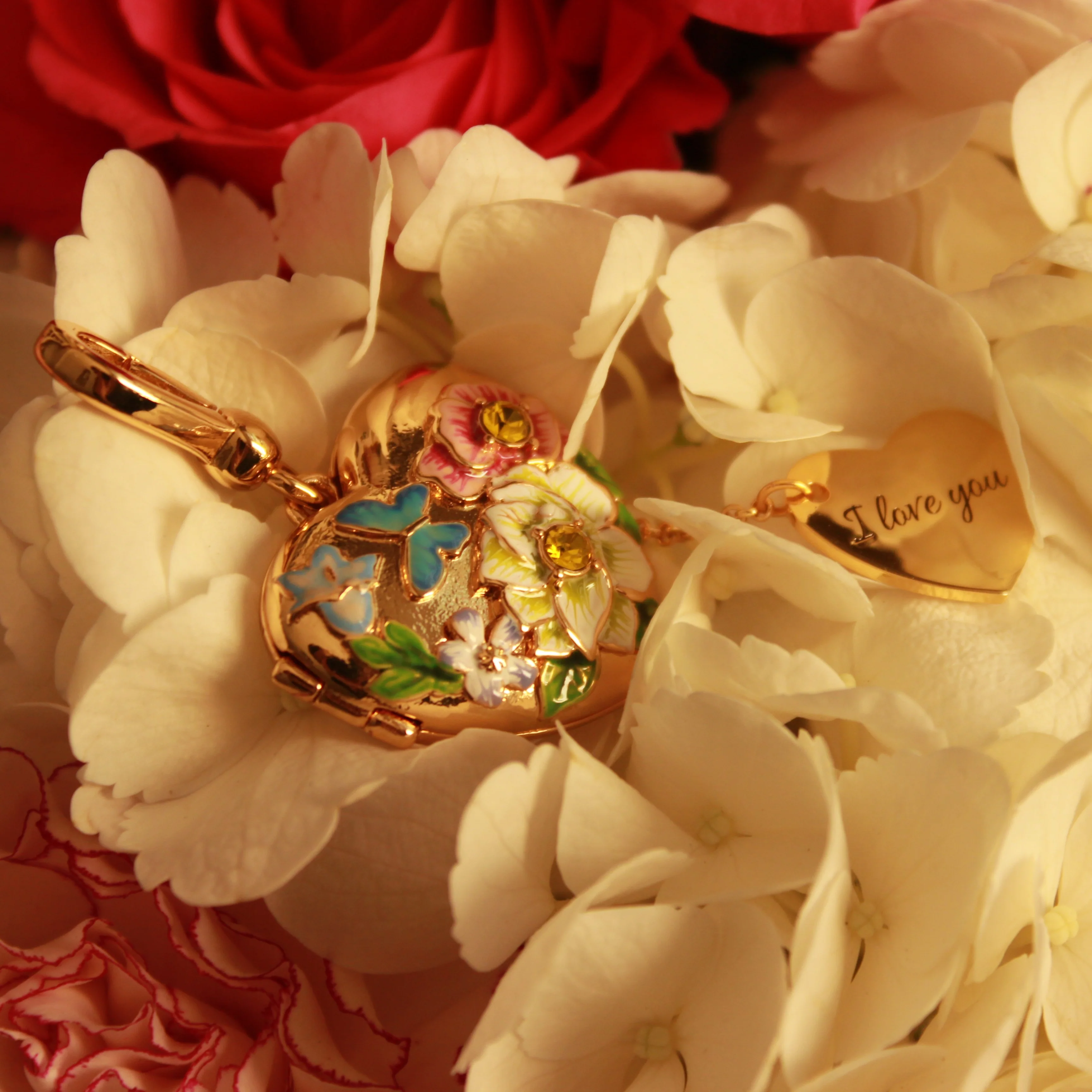 Flower Heart Shaped Locket Necklace - Image 5