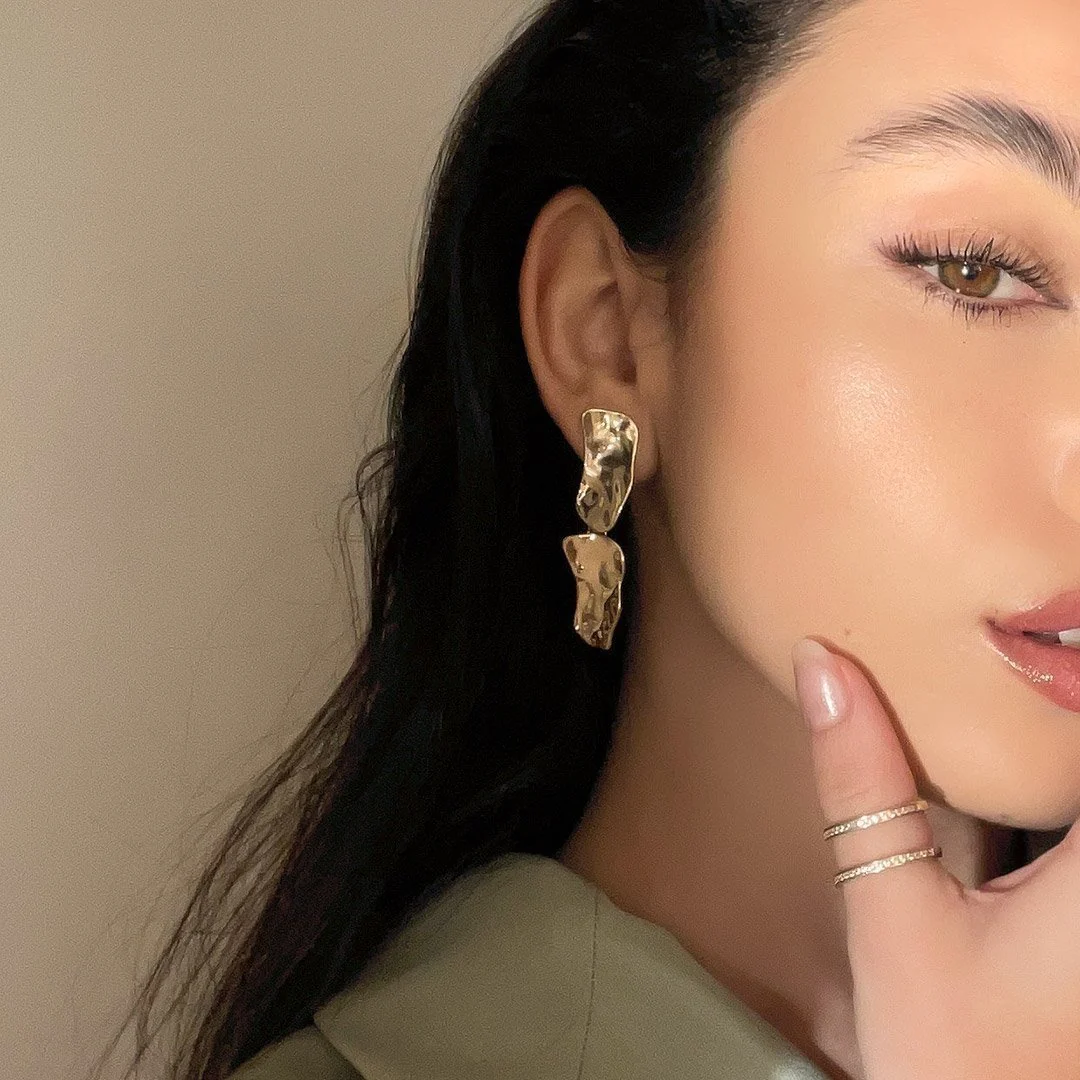 Irregular Drop Earrings - Image 5