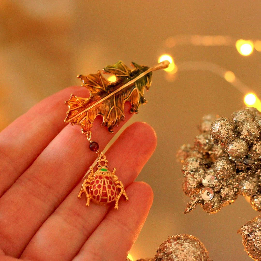 Ladybug Leaf Brooch - Image 18