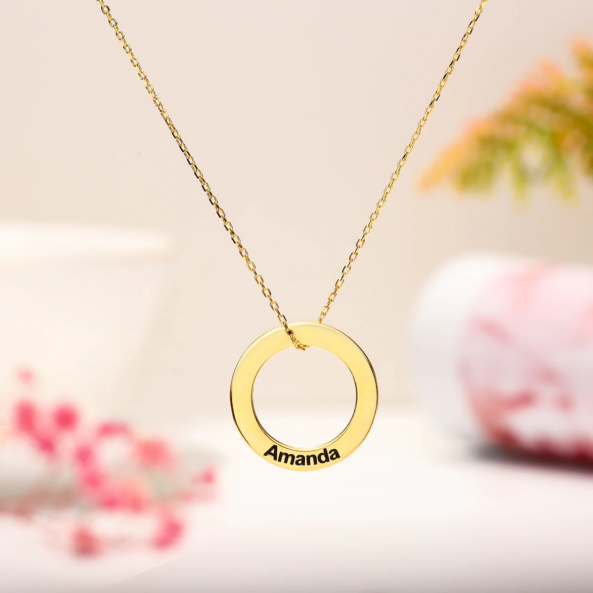 Linked Circle Custom Name Necklace - Image 5