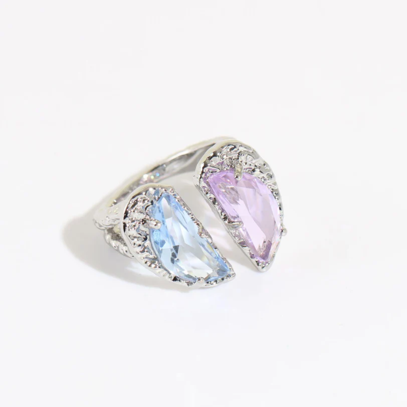 Love Heart Gem Ring - Image 3